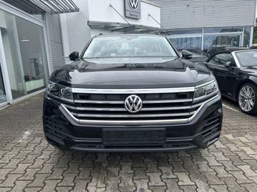 Volkswagen Touareg - 3