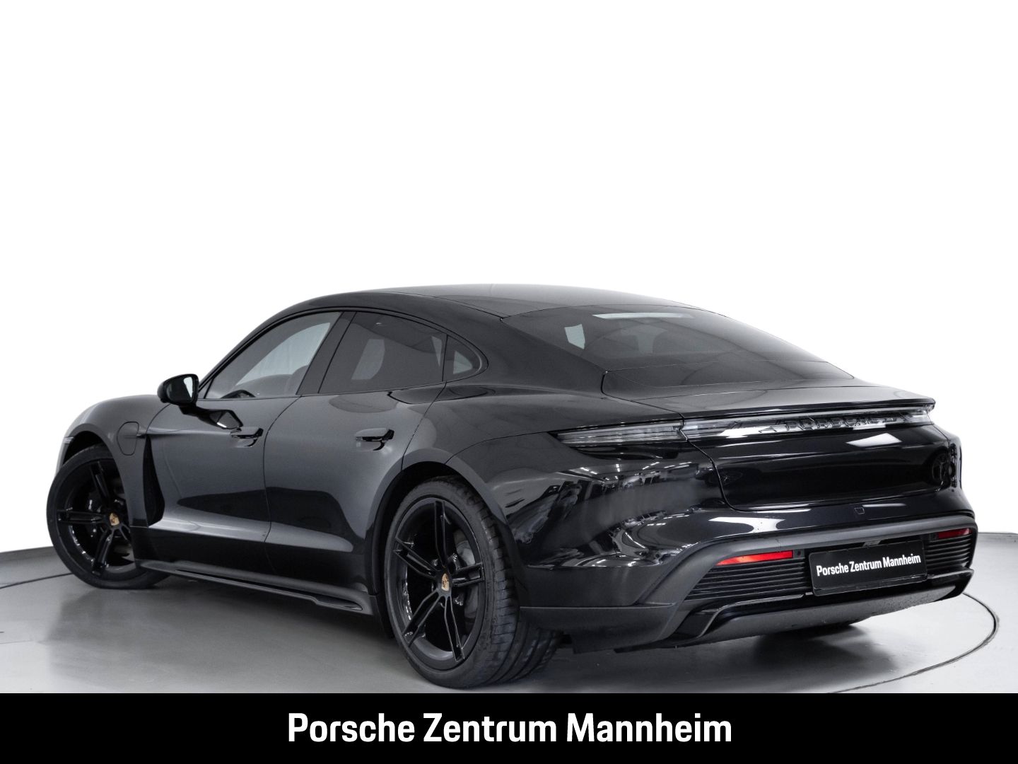 Porsche Taycan 4S Black Edition imagem 3