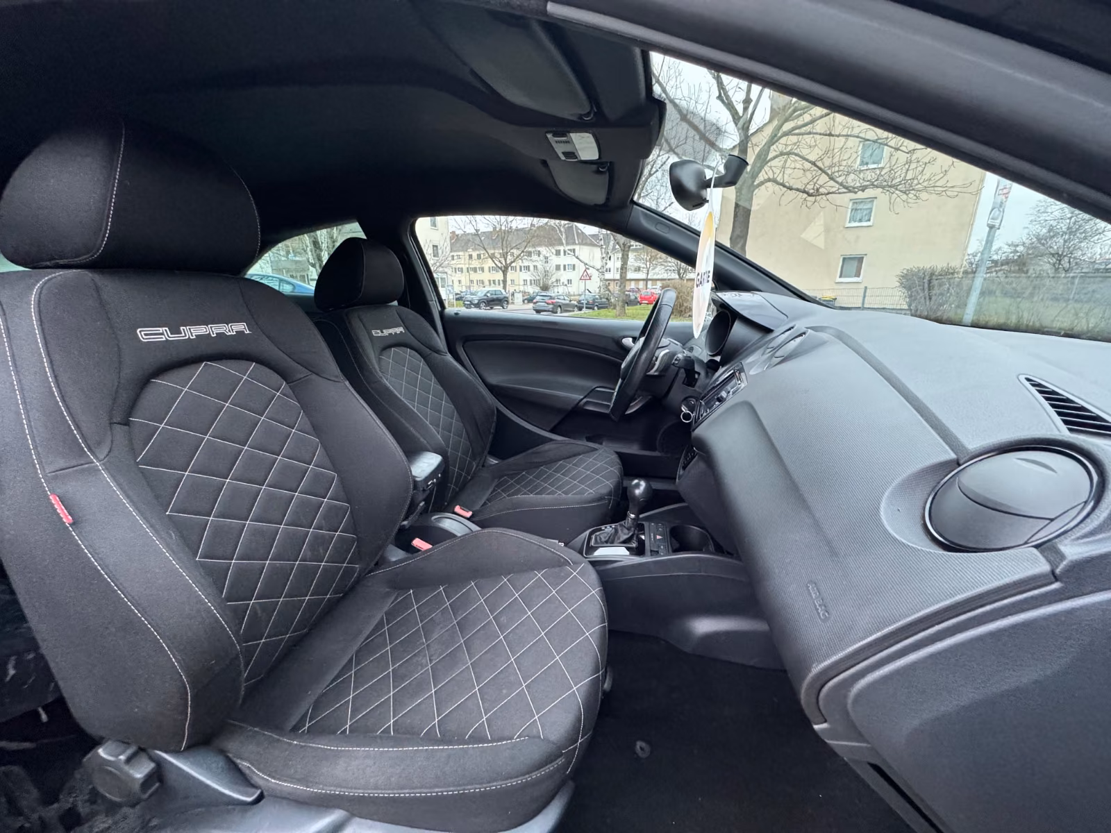 SEAT IBIZA - CUPRA - 179 CV - BVA
