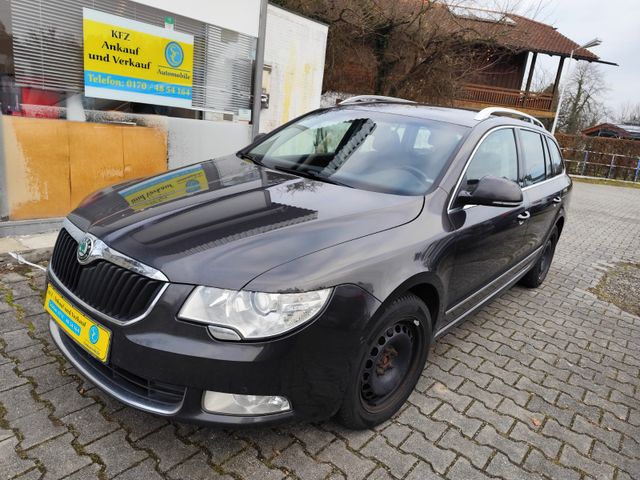 Skoda Superb Combi Elegance Navi Xenon Pdc