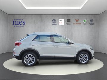 Fahrzeugabbildung Volkswagen T-Roc Style 1.5 TSI DSG easy open AHK Kamera ACC