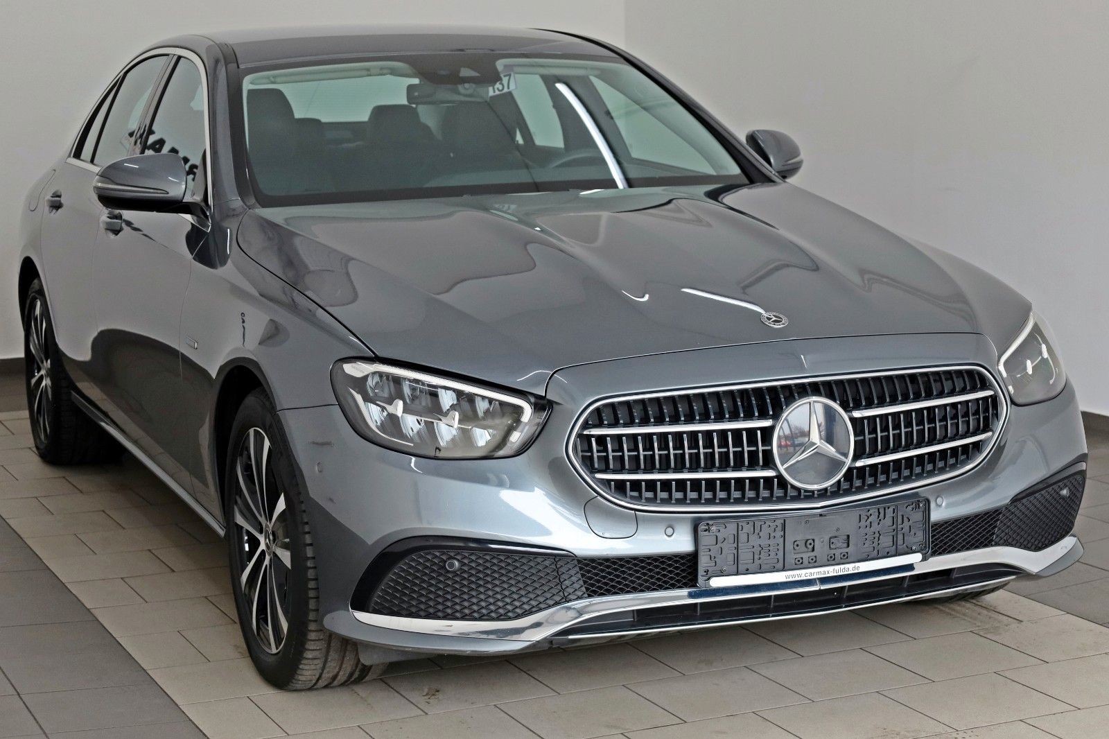 Fahrzeugabbildung Mercedes-Benz E 300 e Avantgarde Lim.,Leder,Navi,SH,Kamera,AHK