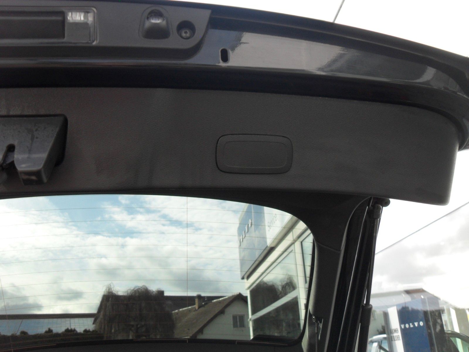 Fahrzeugabbildung Volvo C40 Core Recharge Pure Electric 2WD