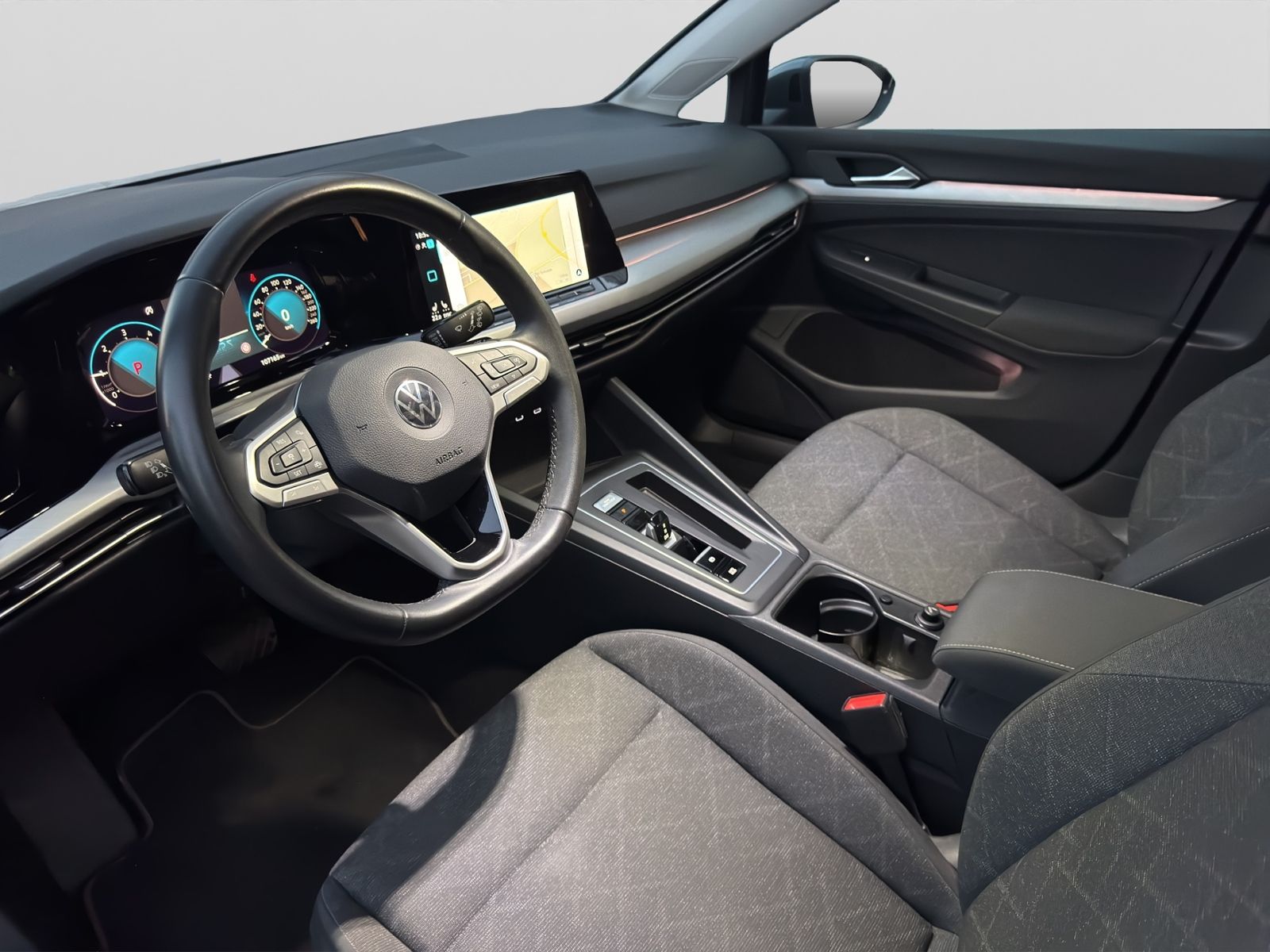 Golf VIII Variant 2.0 TDI DSG *AHK*NAVI*LED*