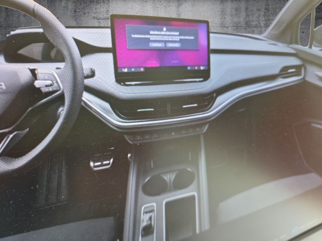 Elroq 60 Sportline 63 kWh 150 kW Navi