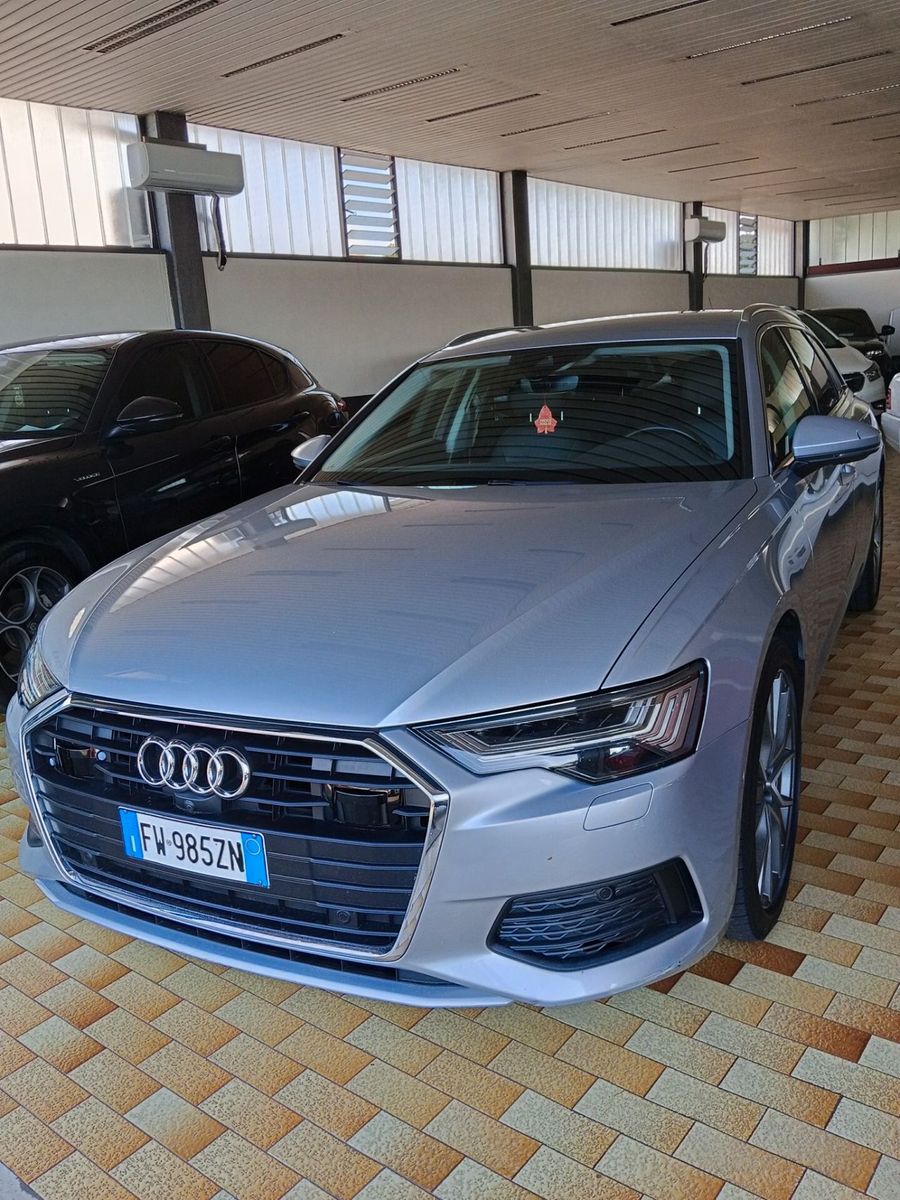 Audi A6 Avant 40 2.0 TDI S tronic Business Sport imagem 2