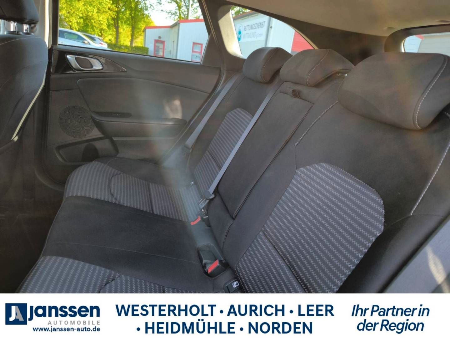 Fahrzeugabbildung Kia Ceed Sportswagon 1.6 PHEV AT