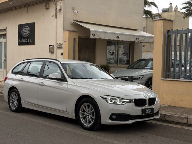BMW BMW 318 d Touring Advantage Aut.