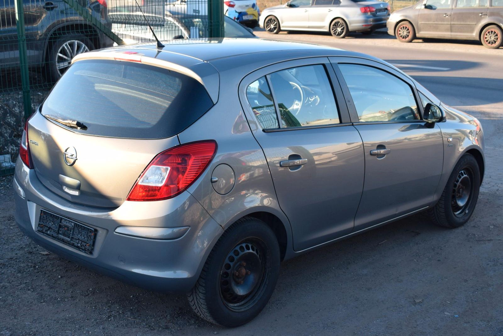 Opel Corsa 2013 — photo 5