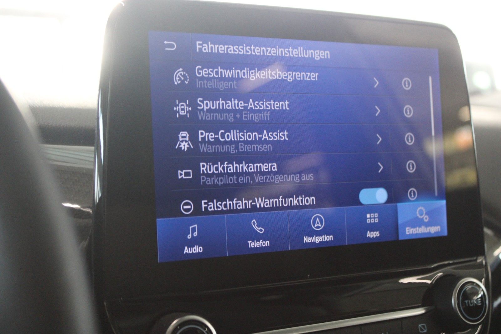 Fahrzeugabbildung Ford Puma MHEV Titanium LED Schiebedach WinterPaket
