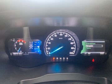 Ford Ranger - 10