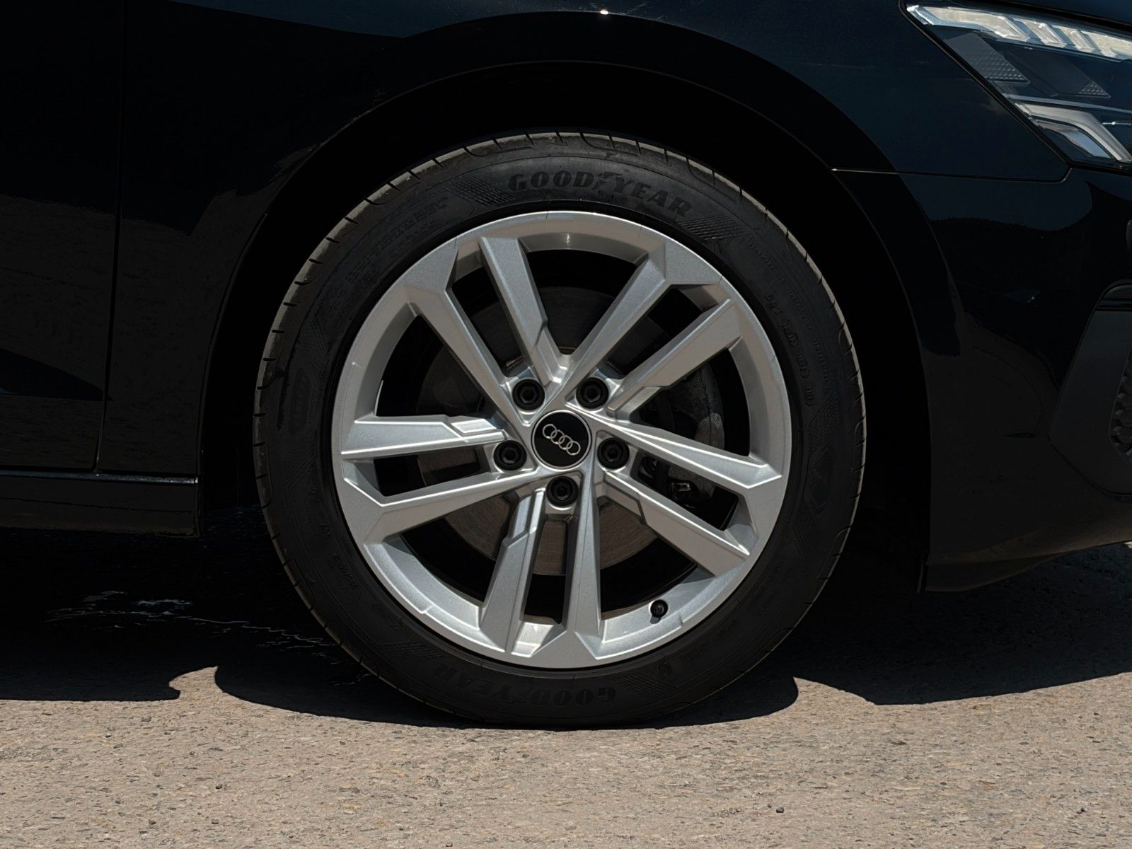 Fahrzeugabbildung Audi A3 Sportback 40 TFSIe Virtual 2Z-Klima PDC SHZ