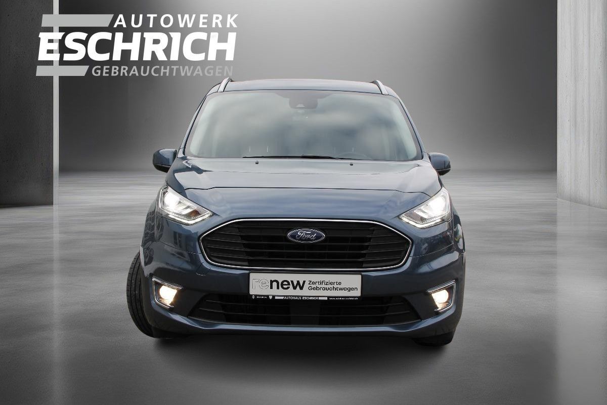 Fahrzeugabbildung Ford Tourneo Connect (CHC) Titanium