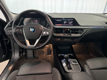 Fahrzeugverkauf 13 BMW 118 d Sport Line AT LED Shadow Line Navi