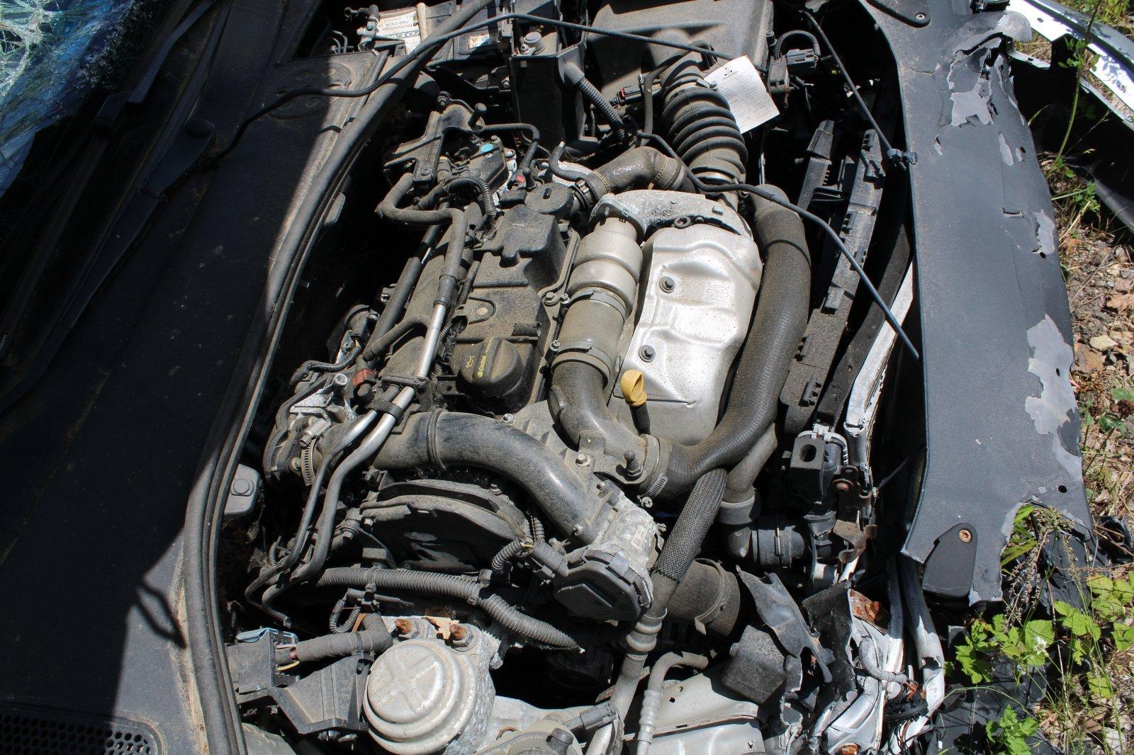 Volvo V60 2012 — engine 1.560 cm³, 114 HP (84kW)