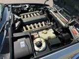 BMW 750i E32 V12 - BMW 750: 750i V12