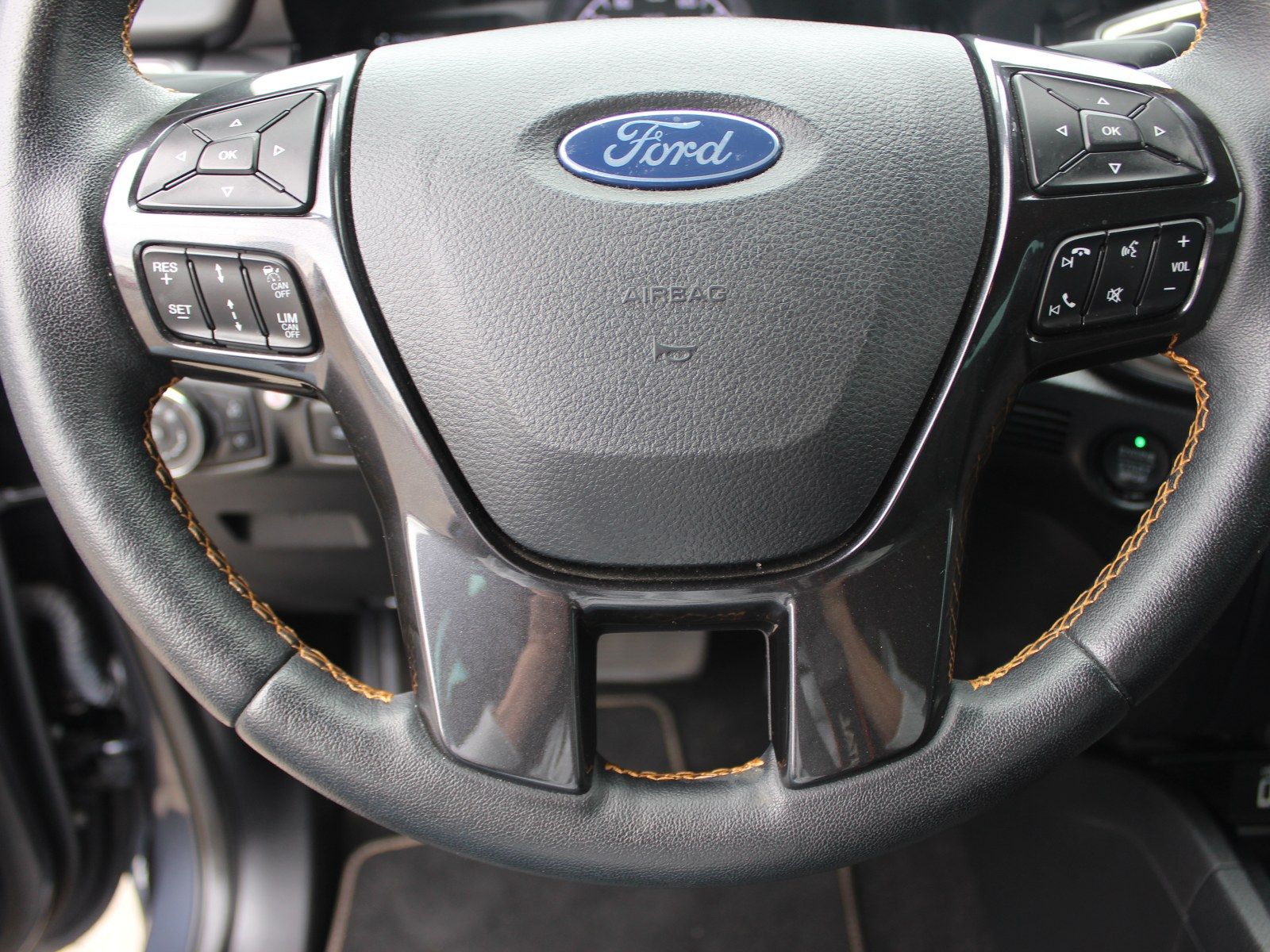 Fahrzeugabbildung Ford Ranger Wildtrak Doppelkabine 4x4 2,0 TDCi