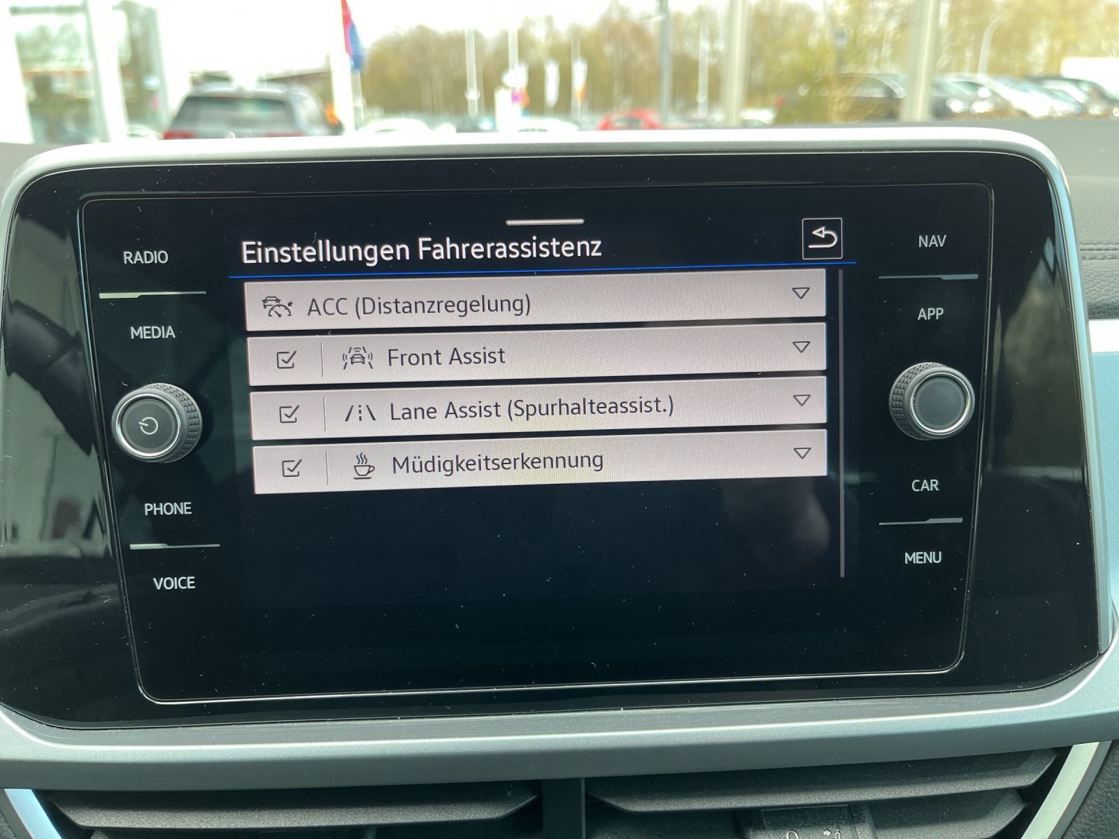 Volkswagen T-Roc - Bild 21