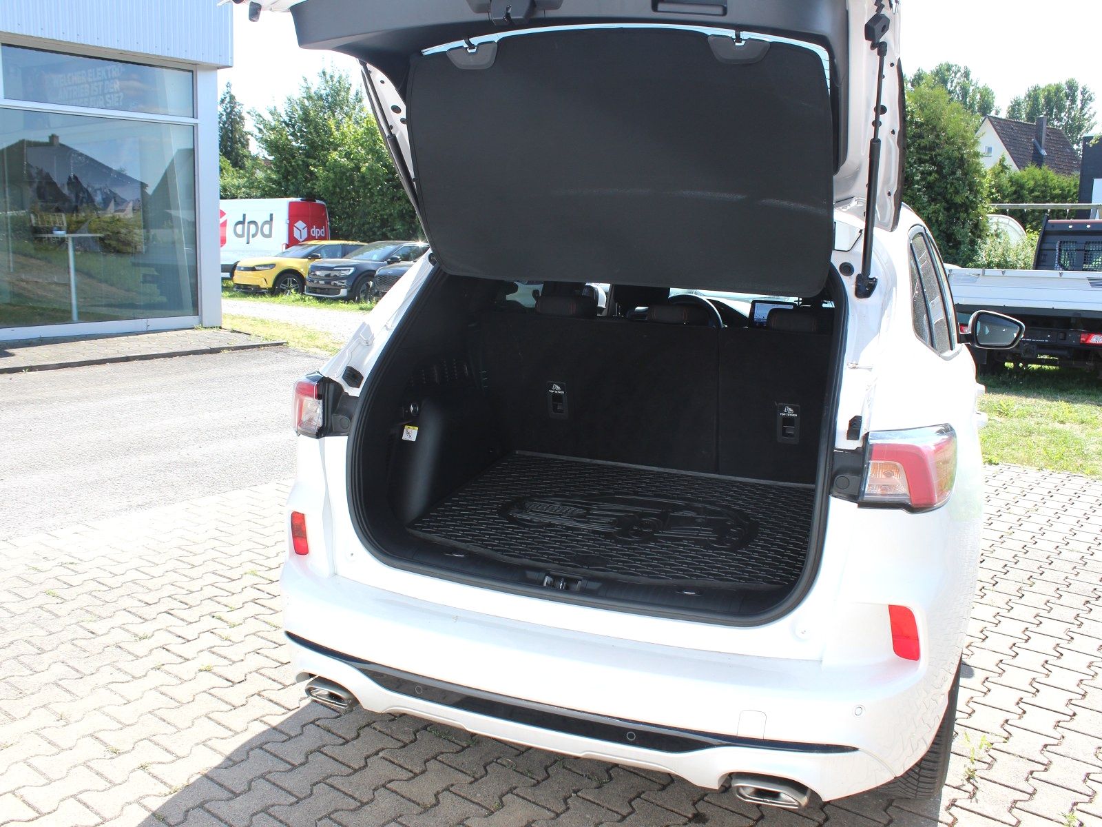 Fahrzeugabbildung Ford Kuga Plug-In Hybrid ST-Line 2,5 Duratec