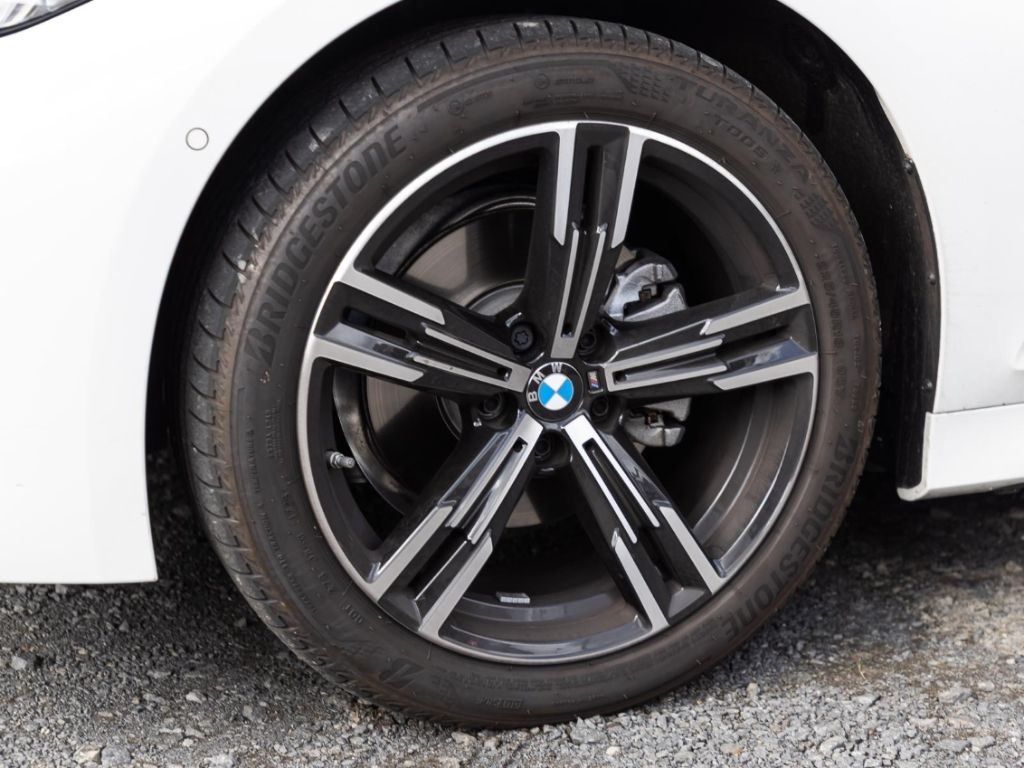 BMW 320 - Bild 9