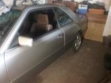 Mercedes-Benz 300 CE mit Gasanlage - Mercedes-Benz 300 aus 1989: 300ce