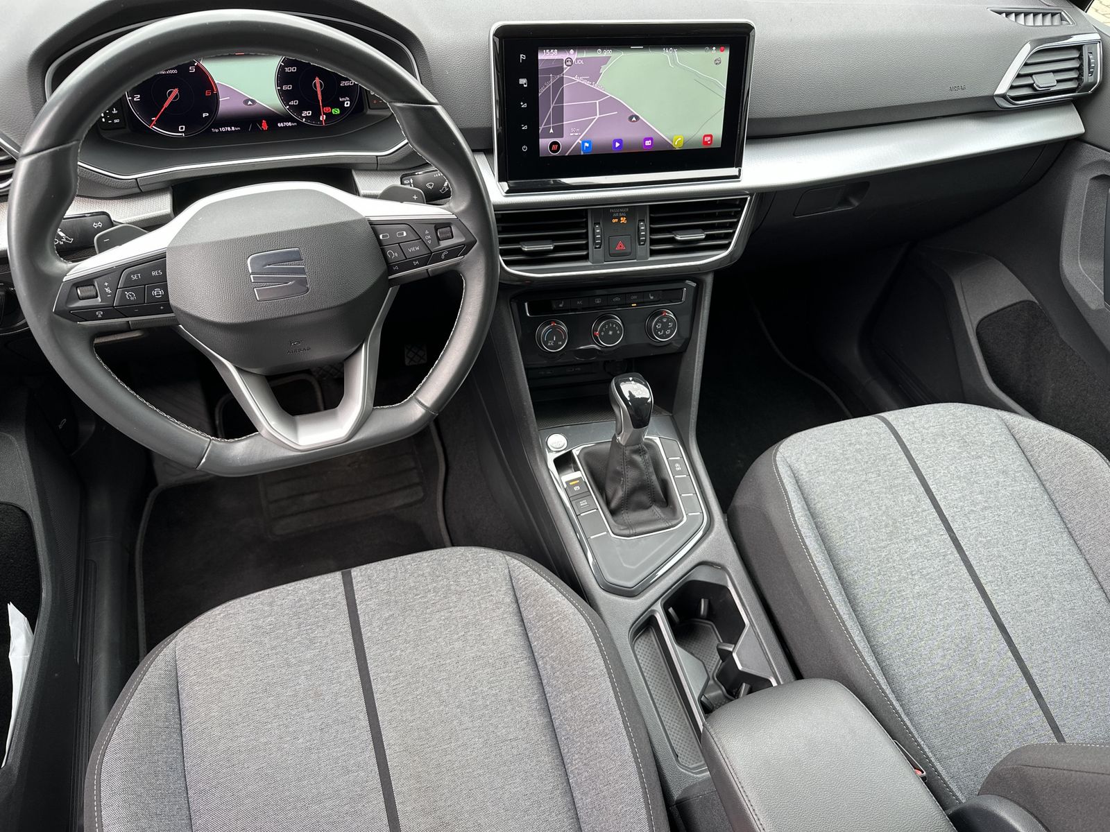 Fahrzeugabbildung SEAT Tarraco 2.0 TDI DSG Style NAV+LED+ACC+KAM+DAB+BT