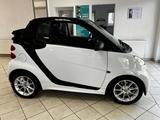 Smart ForTwo  cabrio Micro Hybrid Drive Navi  CarPlay - Smart ForTwo in Duisburg