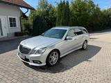 Mercedes-Benz E 250 CDI T-Modell AMG Line / Avantgarde - Leder