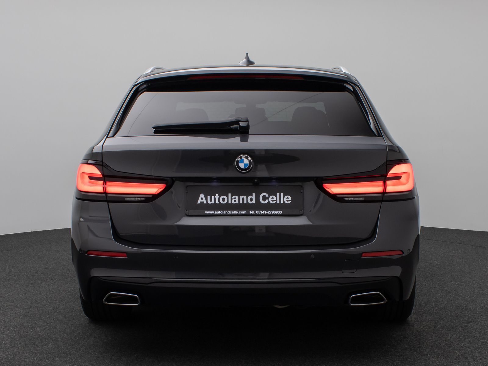 Fahrzeugabbildung BMW 520d Kamera DAB 4xKlima Leder M Sport AHK Alarm