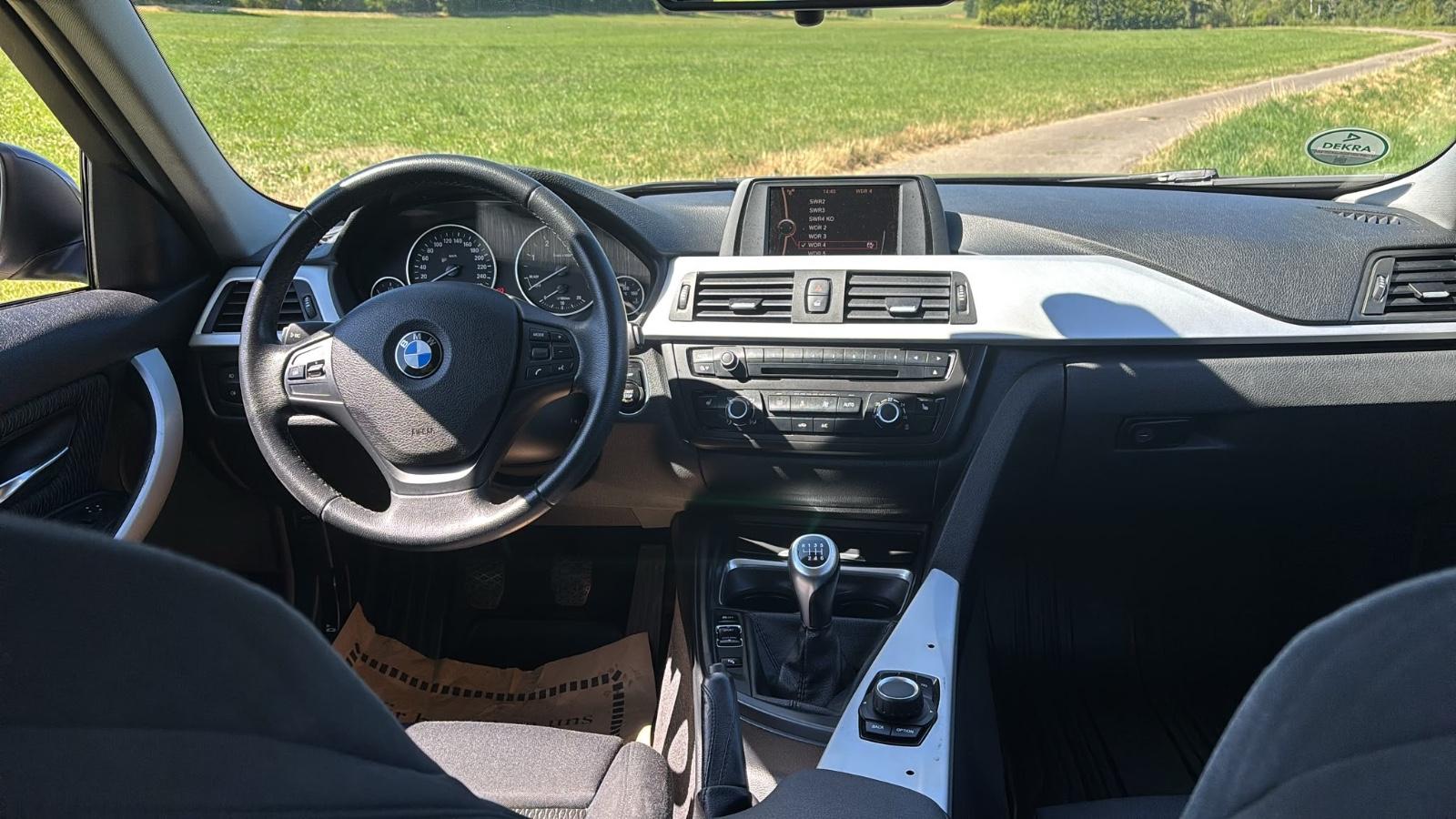 BMW 318d Touring  1. Hand Tüv neu