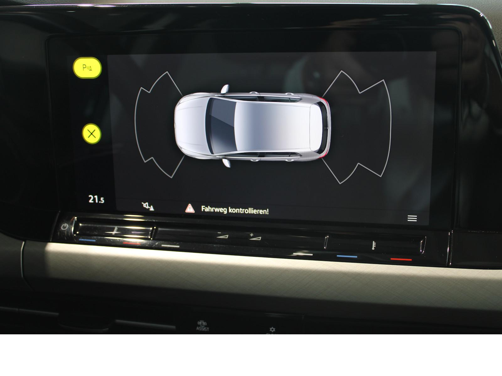 Volkswagen Golf VIII 1.0 eTSI LED*DSG*KLIMA*CARPLAY*PDC*ACC, миниатюра 20
