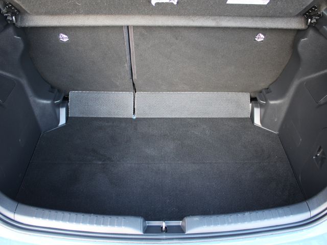 Yaris  Hybrid TeamD LED*Ganzjahresreifen