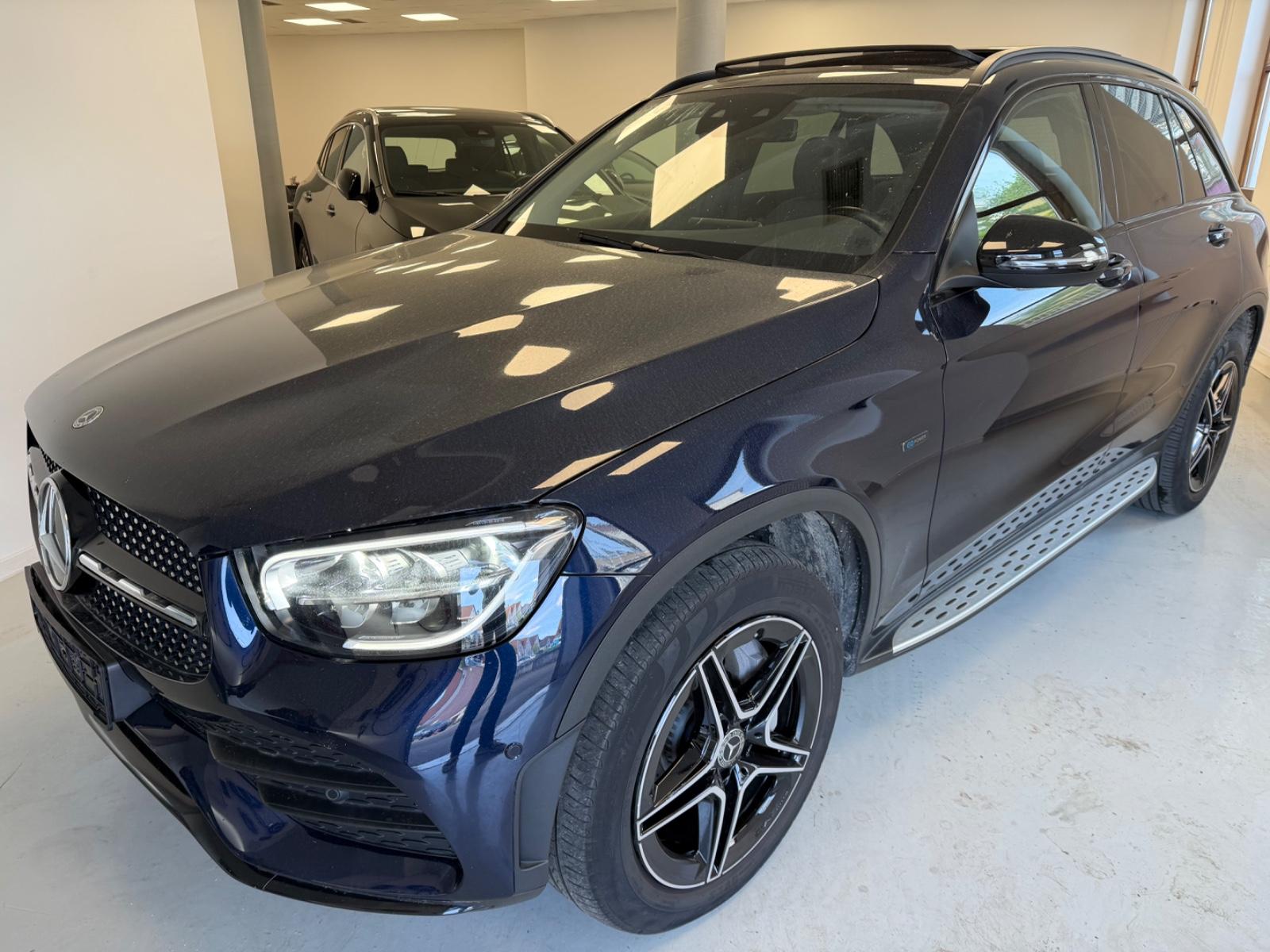 Mercedes-Benz GLC 300 de 4MATIC*AMG LINE*DIGITAL*