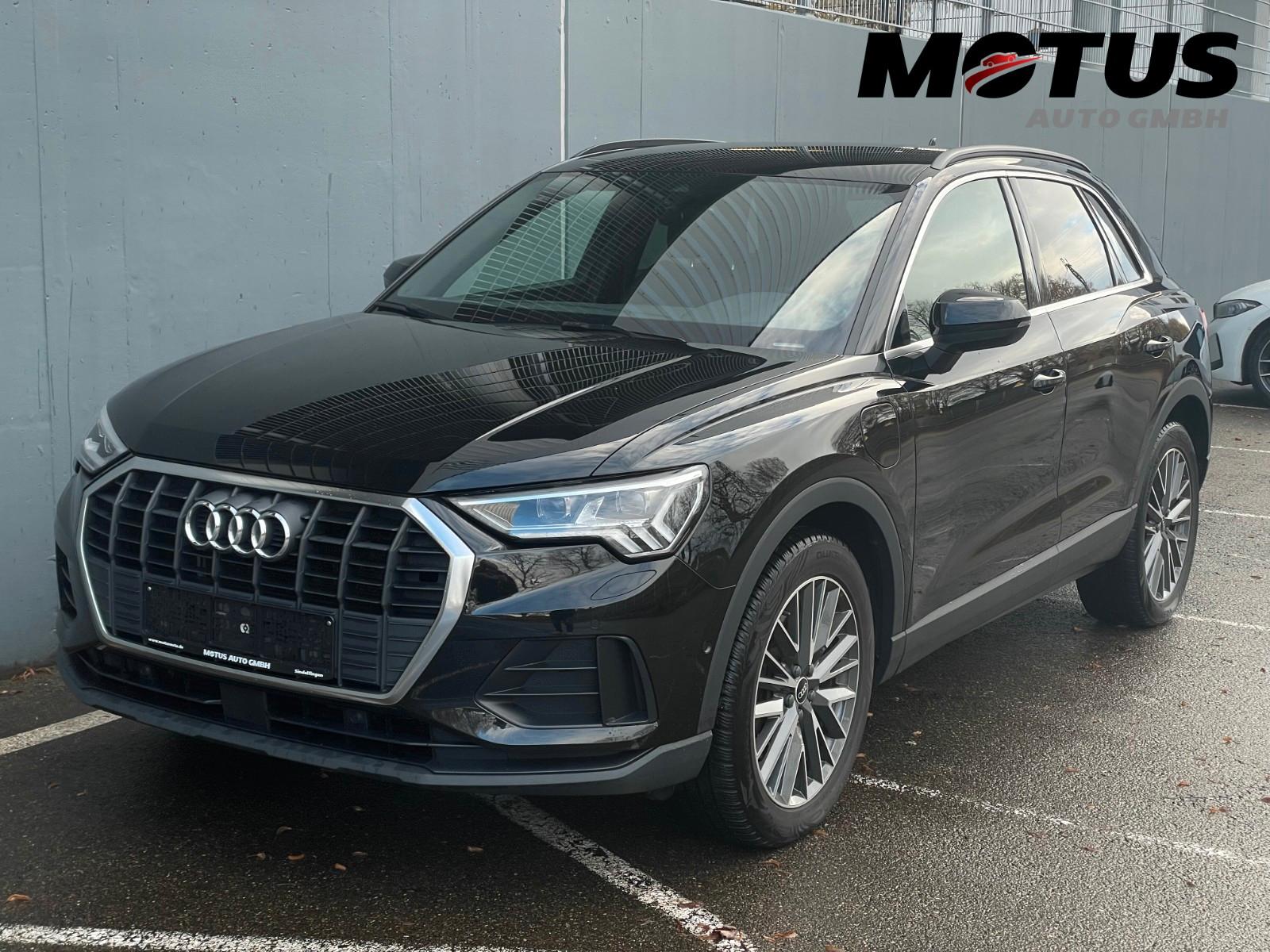 Audi Q3 45TFSIe 3x S Line Matrx/Kam/Key/Sonos/Amb+/19