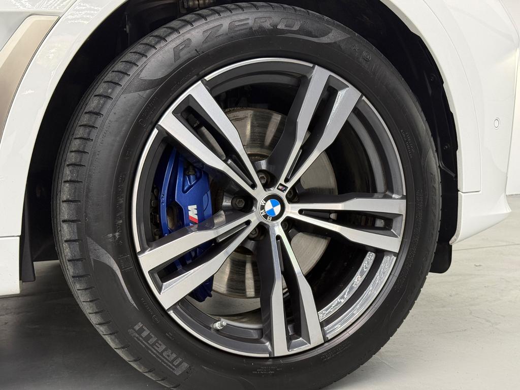 BMW X7 M50i xDrive V8, Foto 8 von 49