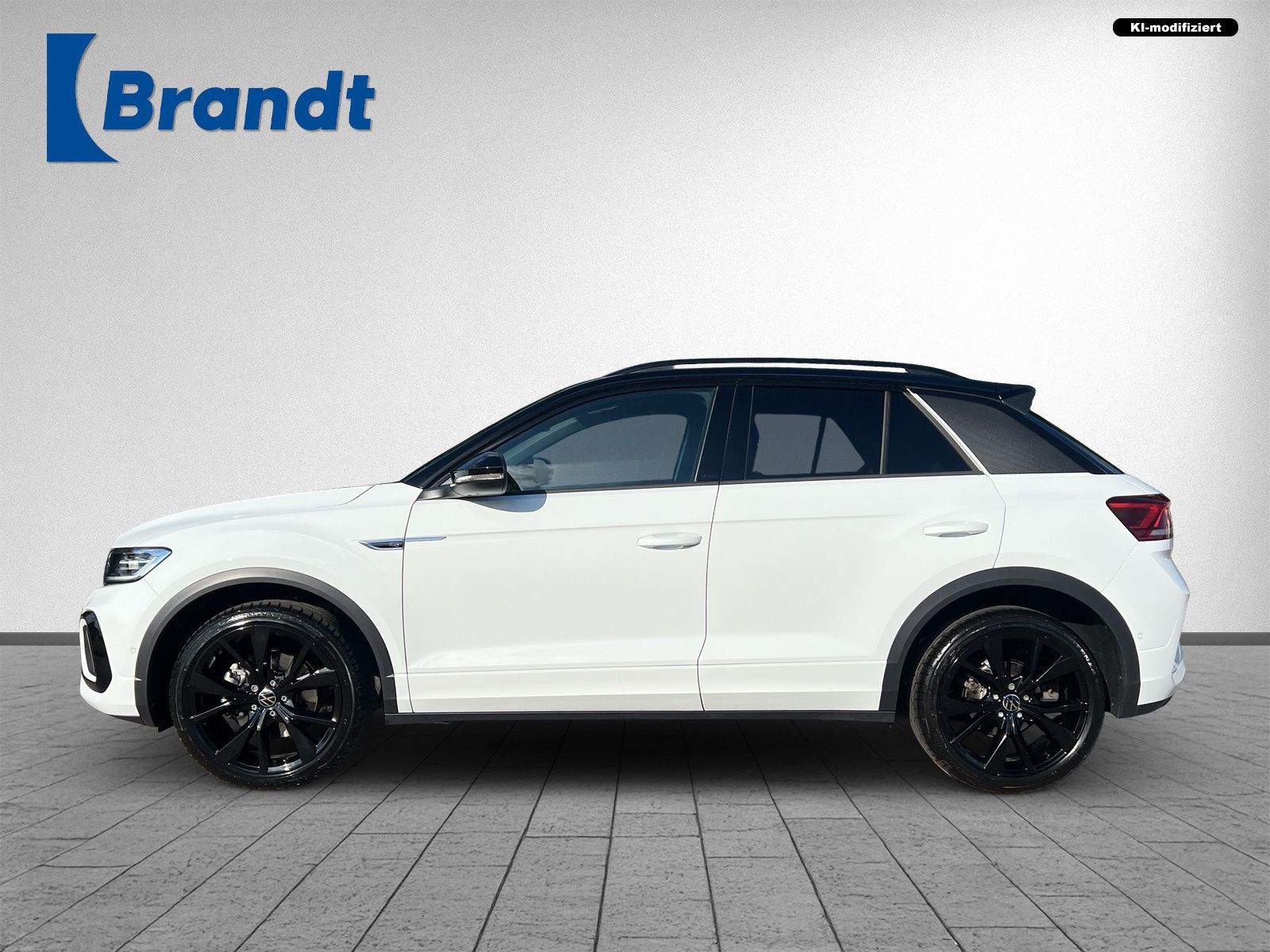 Volkswagen T-Roc 1.5 TSI R-LINE DSG LED KAMERA PANO ACC foto 2