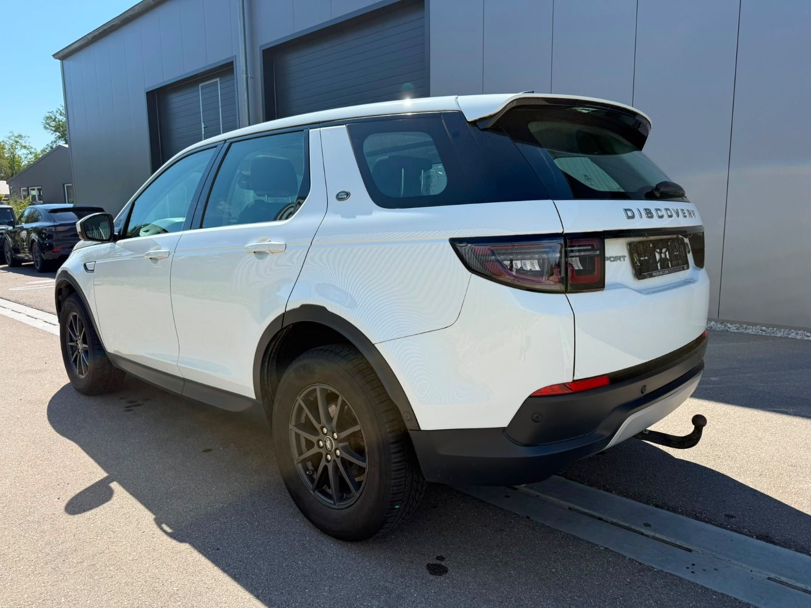 Land-Rover Discovery - 1