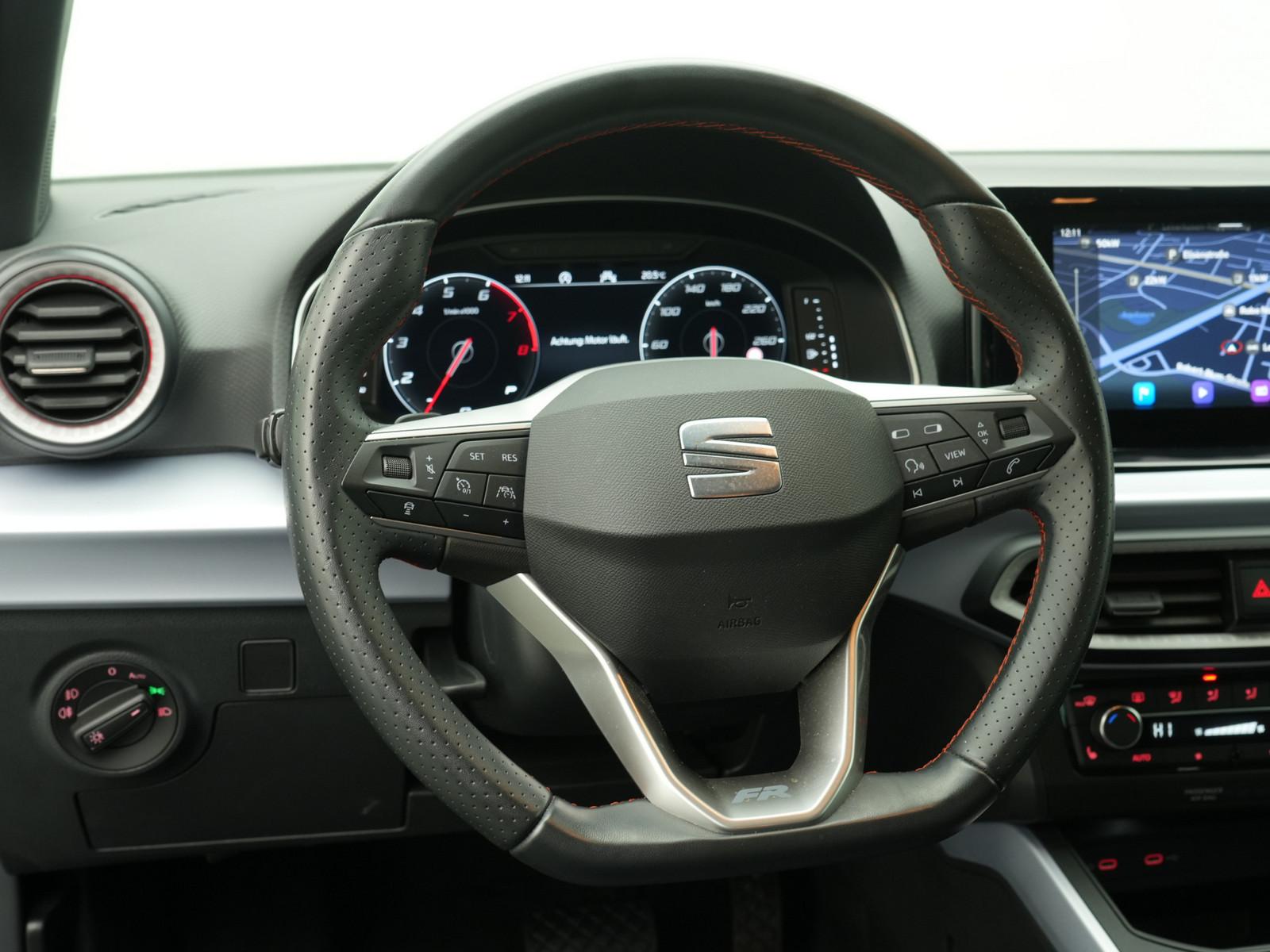Seat Arona FR DSG KEYLESS PDC KAM ACC NAVI LED VIRT