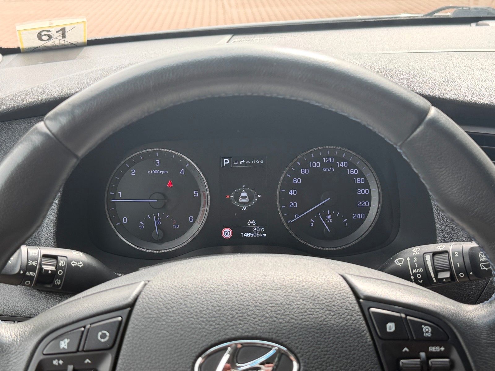 Fahrzeugabbildung Hyundai TUCSON 1.7 CRDi Premium *Totwinkl*8fach*AHK*LED*