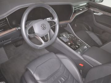 Volkswagen Touareg - 8