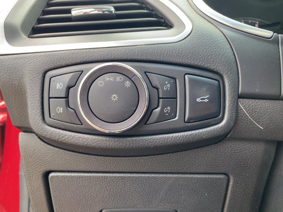 Ford EDGE Sport 4x4 2.0 TDCI ACC PANORAMA LED TWA AHK