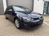 Volkswagen Golf VII Lim. Cup BMT AHK - Volkswagen Golf Limousine Cup mit Diesel-Antrieb