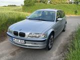 BMW 330xi touring - - BMW 330: Kombi, Xi