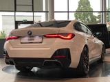 BMW i4 M50 M-Sitze Laser SurrView eGSD H&K ACC AHK - BMW i4: M50
