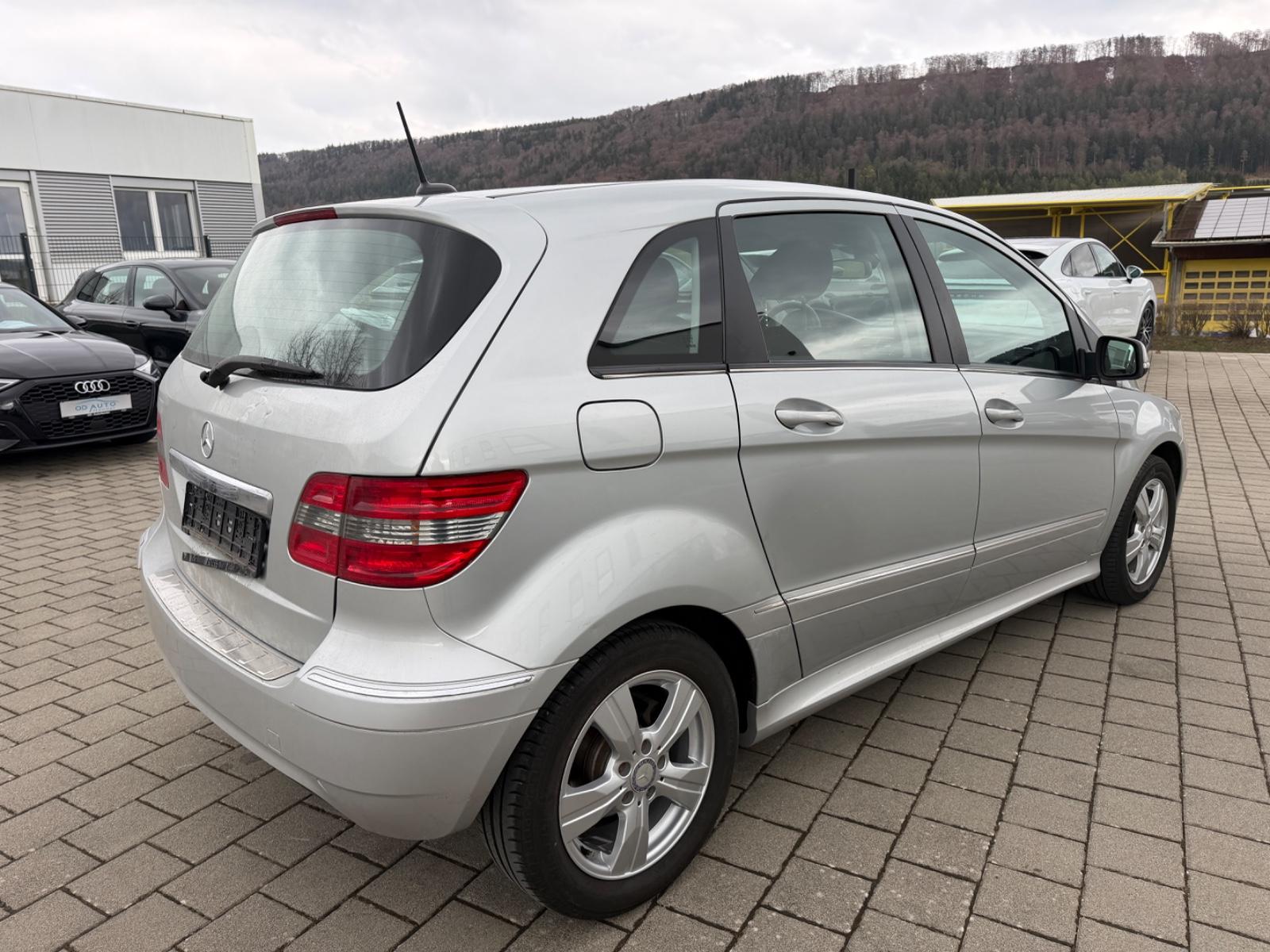 Mercedes-Benz B 160 1-Hand/8xBereift/Klima/Top Gepflegt