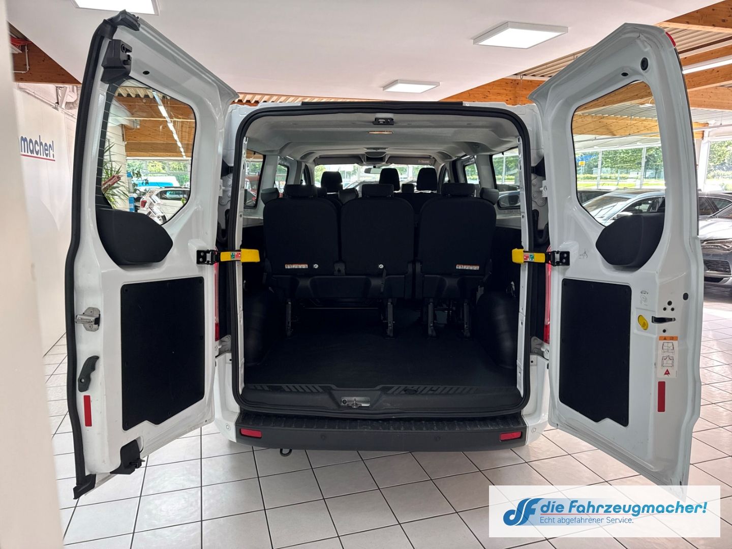 Fahrzeugabbildung Ford Transit Custom 320 L2 Trend 2.0 TDCi EU6d Dyn. K