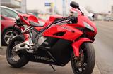 Honda CBR1000RR Fireblade - HONDA 2004 FIREBLADE