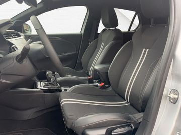 Fotografie des Opel Corsa GS Matrix-LED Kamera Sitzheizung Navi