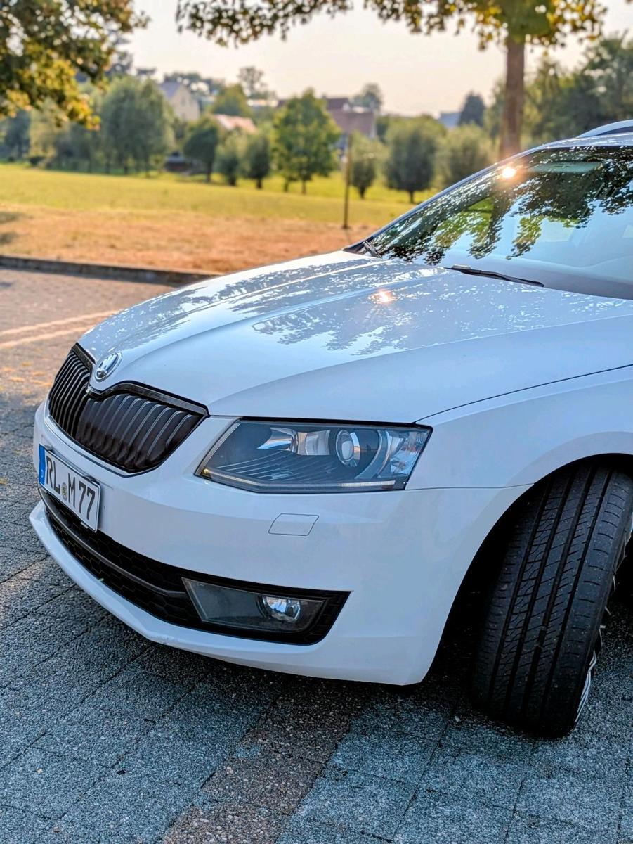 Skoda Octavia 2015 — engine 150 HP (110kW)