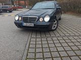 Mercedes-Benz E 320 CDI T AVANTGARDE Avantgarde - Mercedes-Benz E 320 aus 2001: Cdi